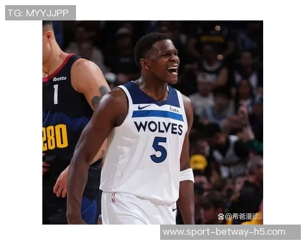 戈贝尔谈爱德华兹成长之路强调组织能力与被包夹的尊重意义 戈贝尔谈爱德华兹成长之路强调组织能力与被包夹的尊重意义