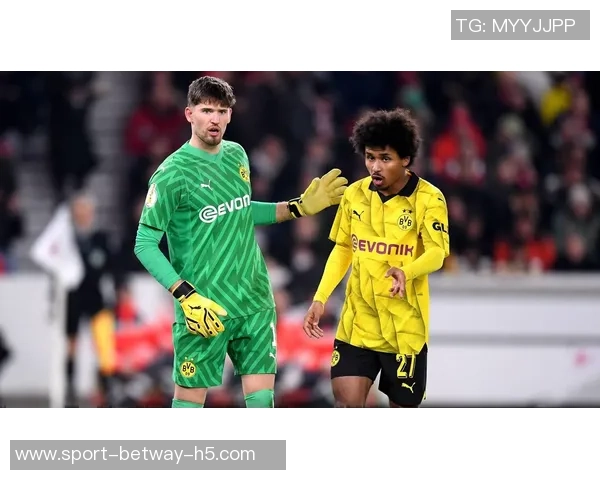 国米有意阿德耶米经纪人门德斯曼联之外的竞争者浮出水面 国米有意阿德耶米经纪人门德斯曼联之外的竞争者浮出水面